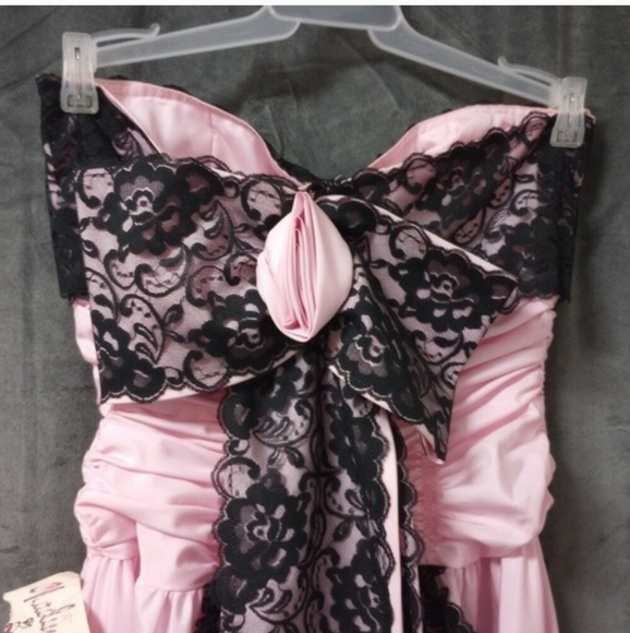 Vintage 80s Nadine Pink with Black Lace Strapless Prom Dress Size 9 NWT - Picture 7 of 16